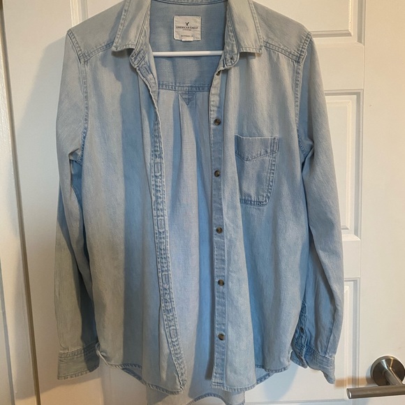 American Eagle Jean Button-up Shirt - Picture 1 of 3